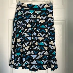 NWOT LuLaRoe XS Madison skirt geo
